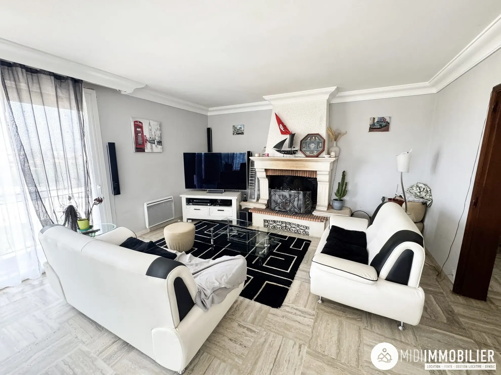 Acheter une grande maison divisée avec vue dégagée à Albi - Opportunité d'investissement 