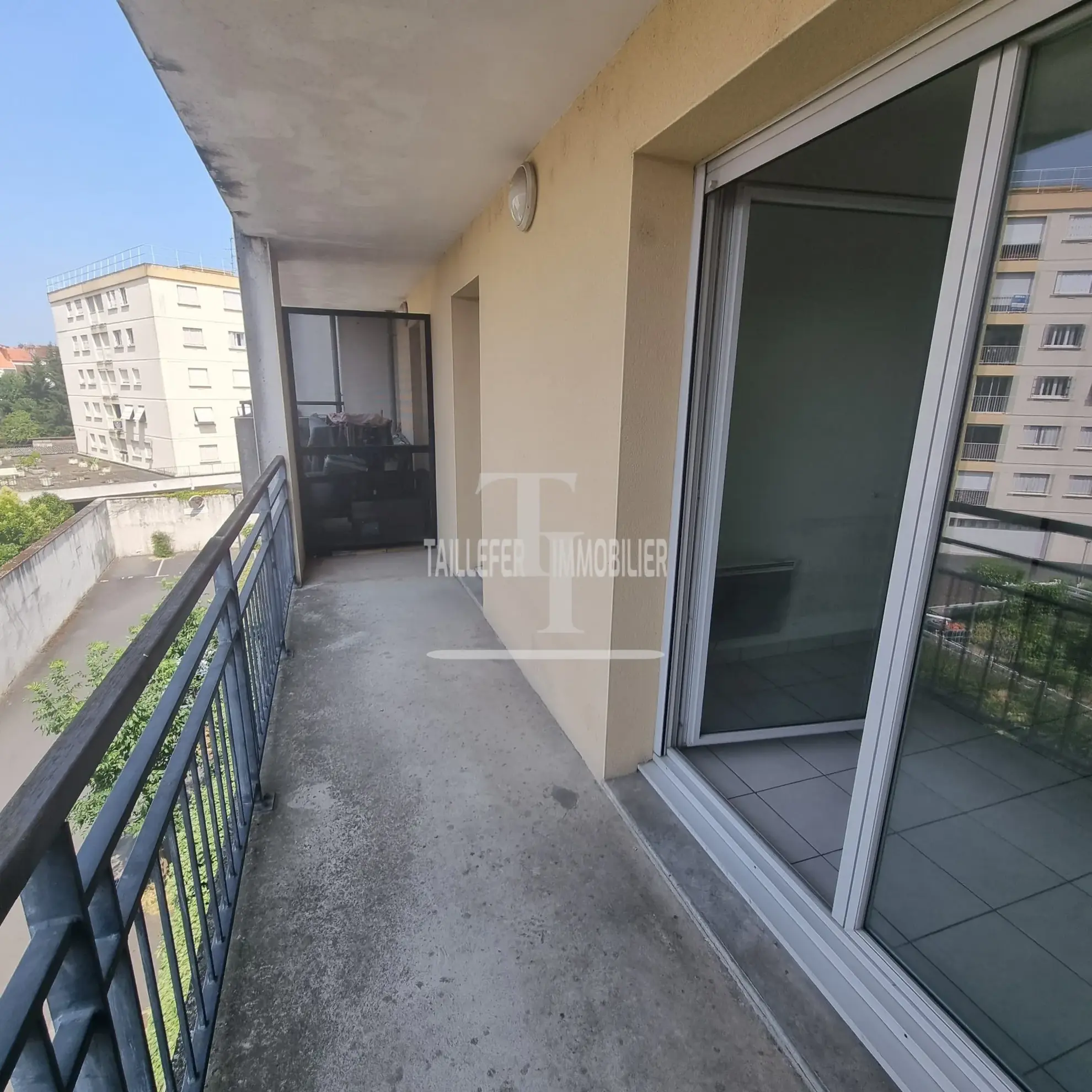Appartement T2 de 35,88 m² à Périgueux avec balcon, ascenseur, stationnement 