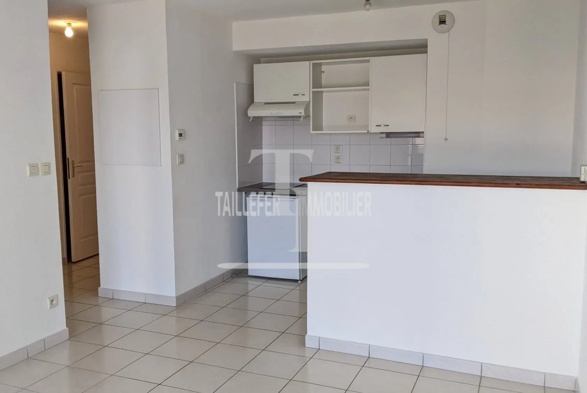 Appartement T2 de 35,88 m² à Périgueux avec balcon, ascenseur, stationnement 