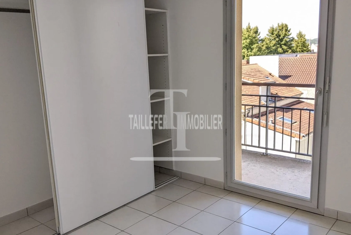 Appartement T2 de 35,88 m² à Périgueux avec balcon, ascenseur, stationnement 