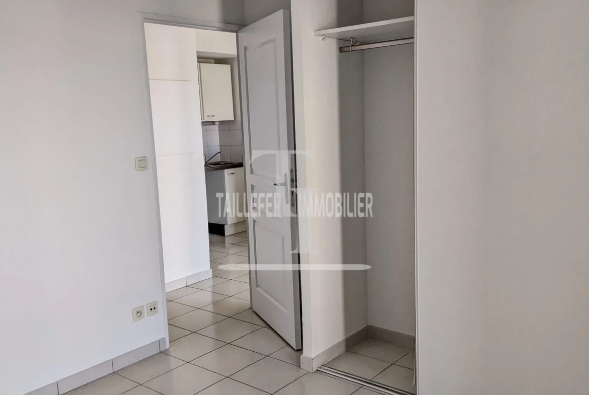 Appartement T2 de 35,88 m² à Périgueux avec balcon, ascenseur, stationnement 