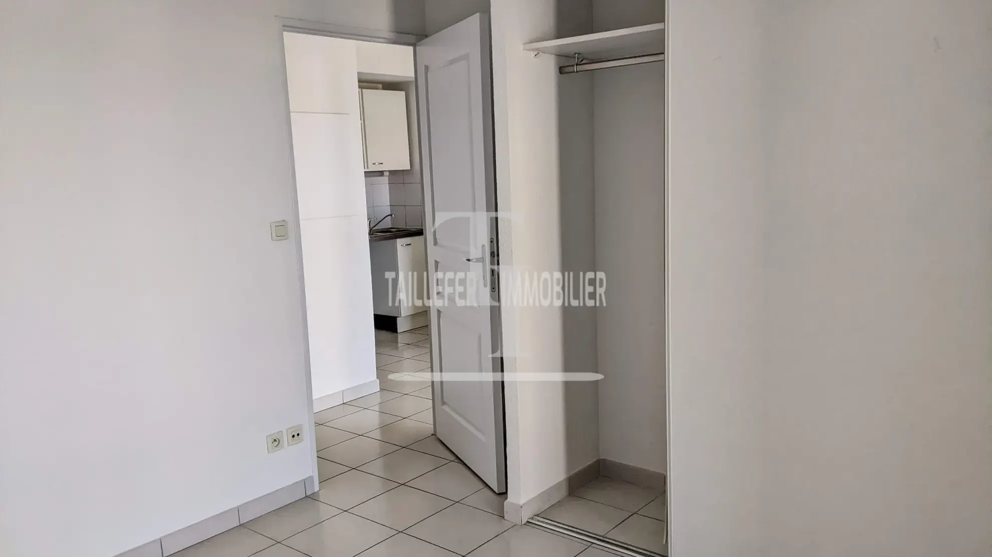 Appartement T2 de 35,88 m² à Périgueux avec balcon, ascenseur, stationnement 
