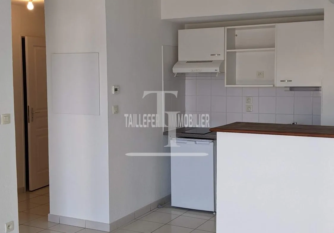 Appartement T2 de 35,88 m² à Périgueux avec balcon, ascenseur, stationnement 