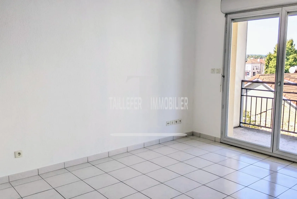 Appartement T2 de 35,88 m² à Périgueux avec balcon, ascenseur, stationnement 