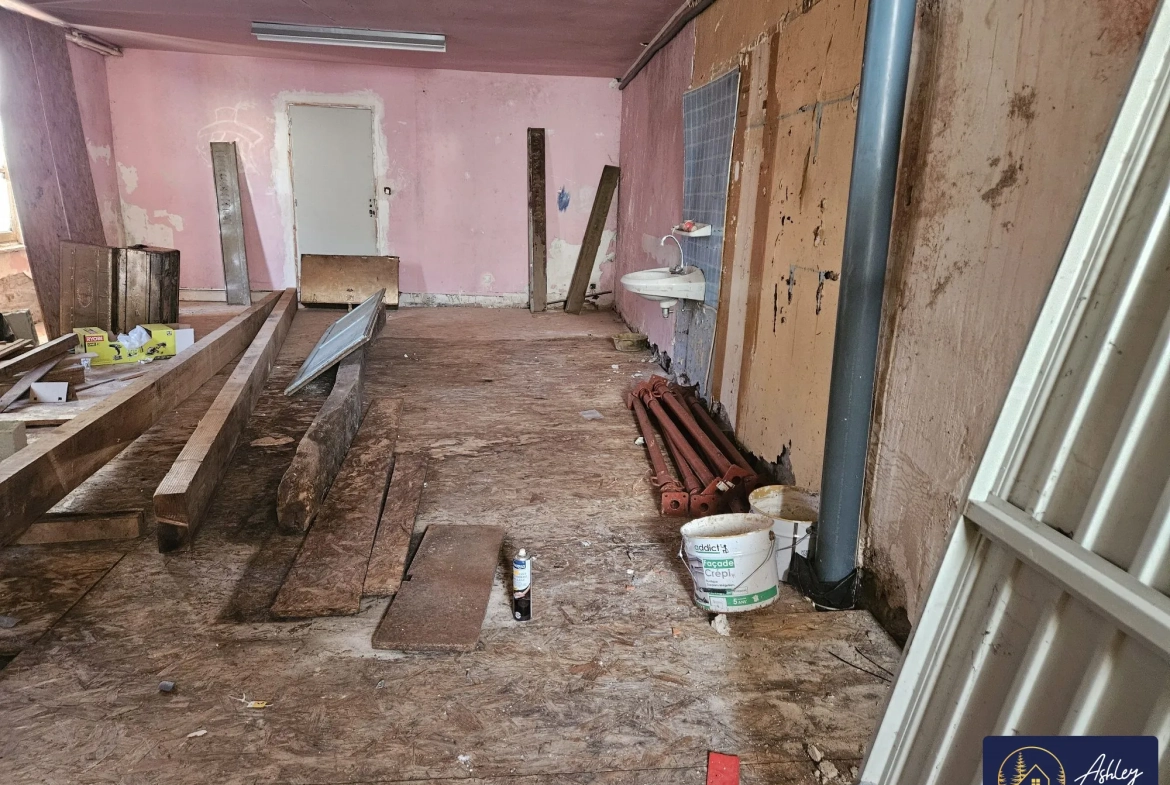 Immeuble à rénover avec fort potentiel à Bort-les-Orgues 