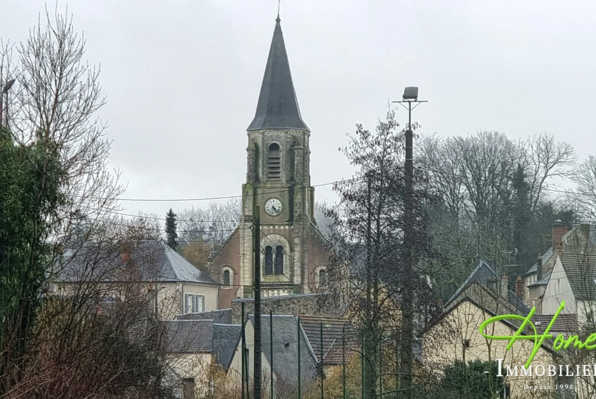 Maison de bourg à Saint Martin d'Auxigny avec potentiel et dépendances 