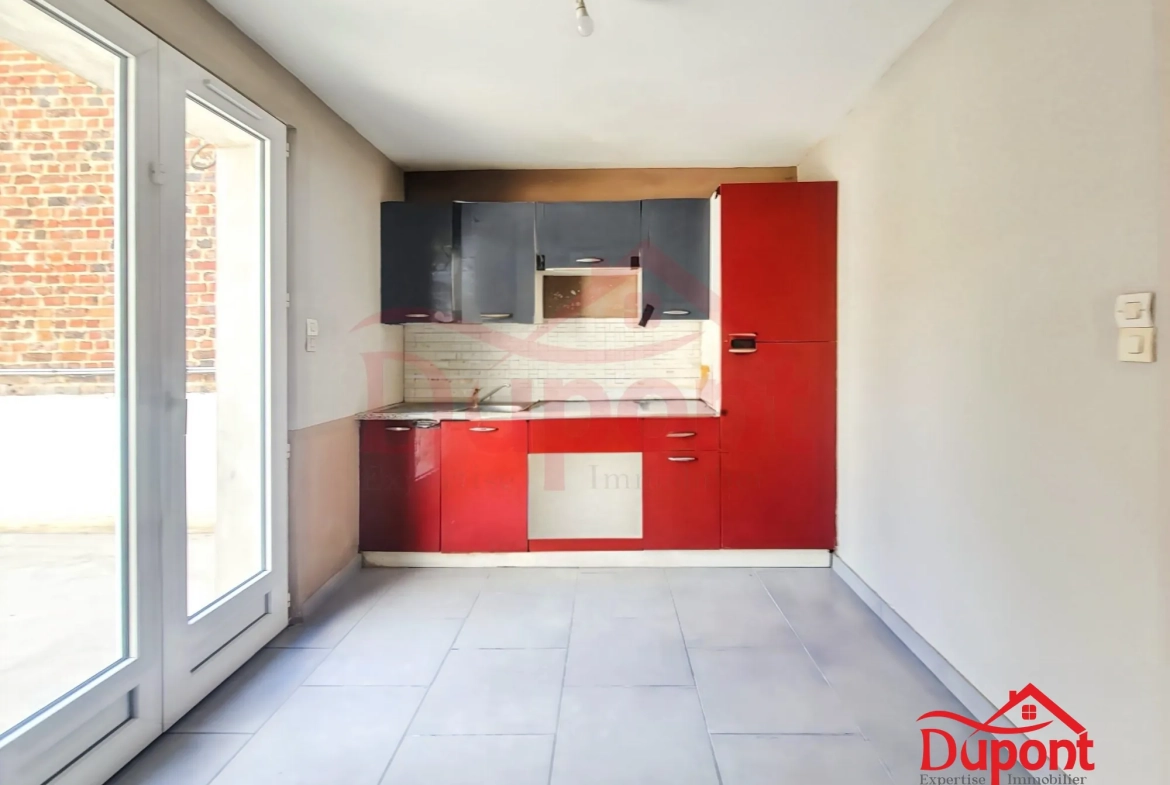 Maison semi-individuelle 3 chambres avec garage au Cateau-en-Cambrésis 