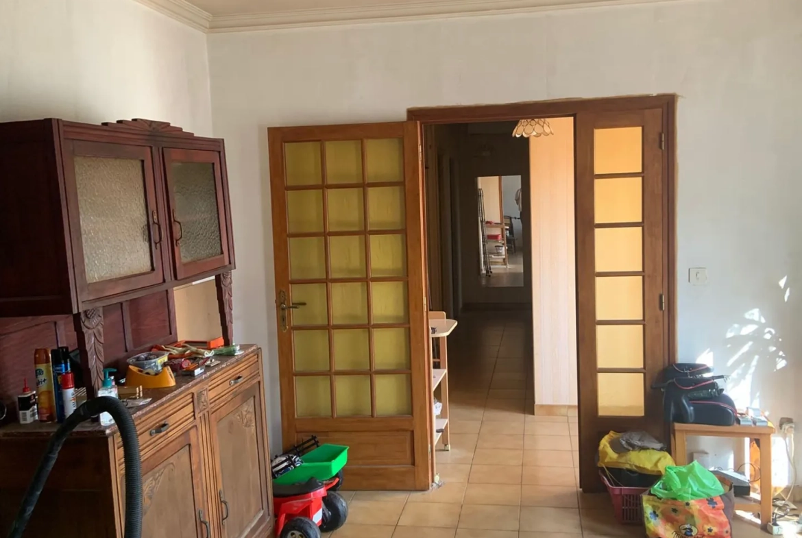 Maison à rafraîchir avec 2 logements à Labruguière (81290) - Grande parcelle 