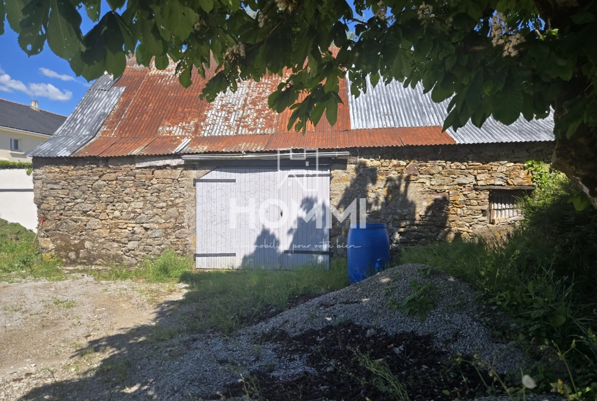 Bâtisse à rénover à Teillé avec projet validé, proche Mésanger - Opportunité à saisir 
