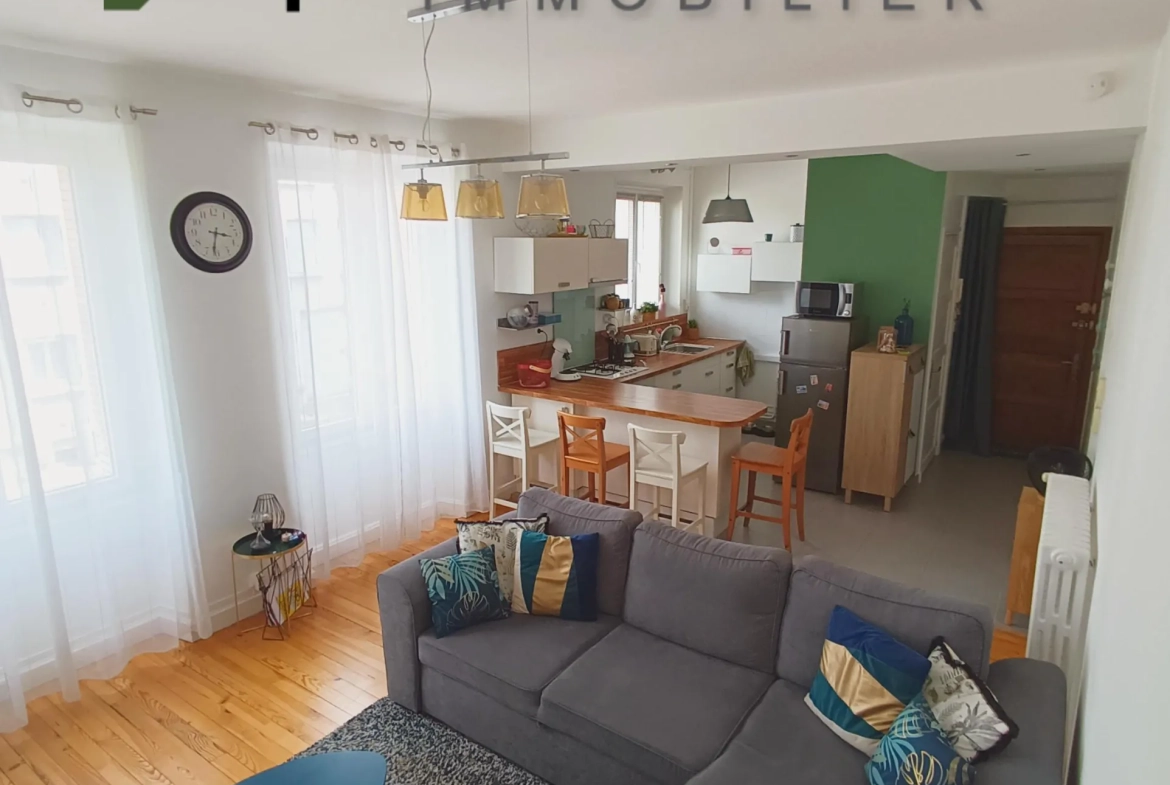 Appartement T3 de 64m² avec parking et caves en centre-ville de Bourg-de-Péage 
