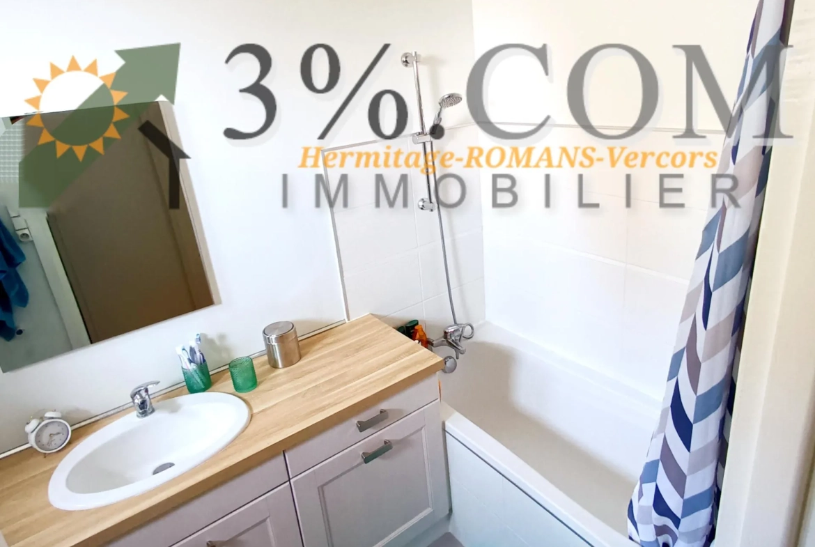 Appartement T3 de 64m² avec parking et caves en centre-ville de Bourg-de-Péage 