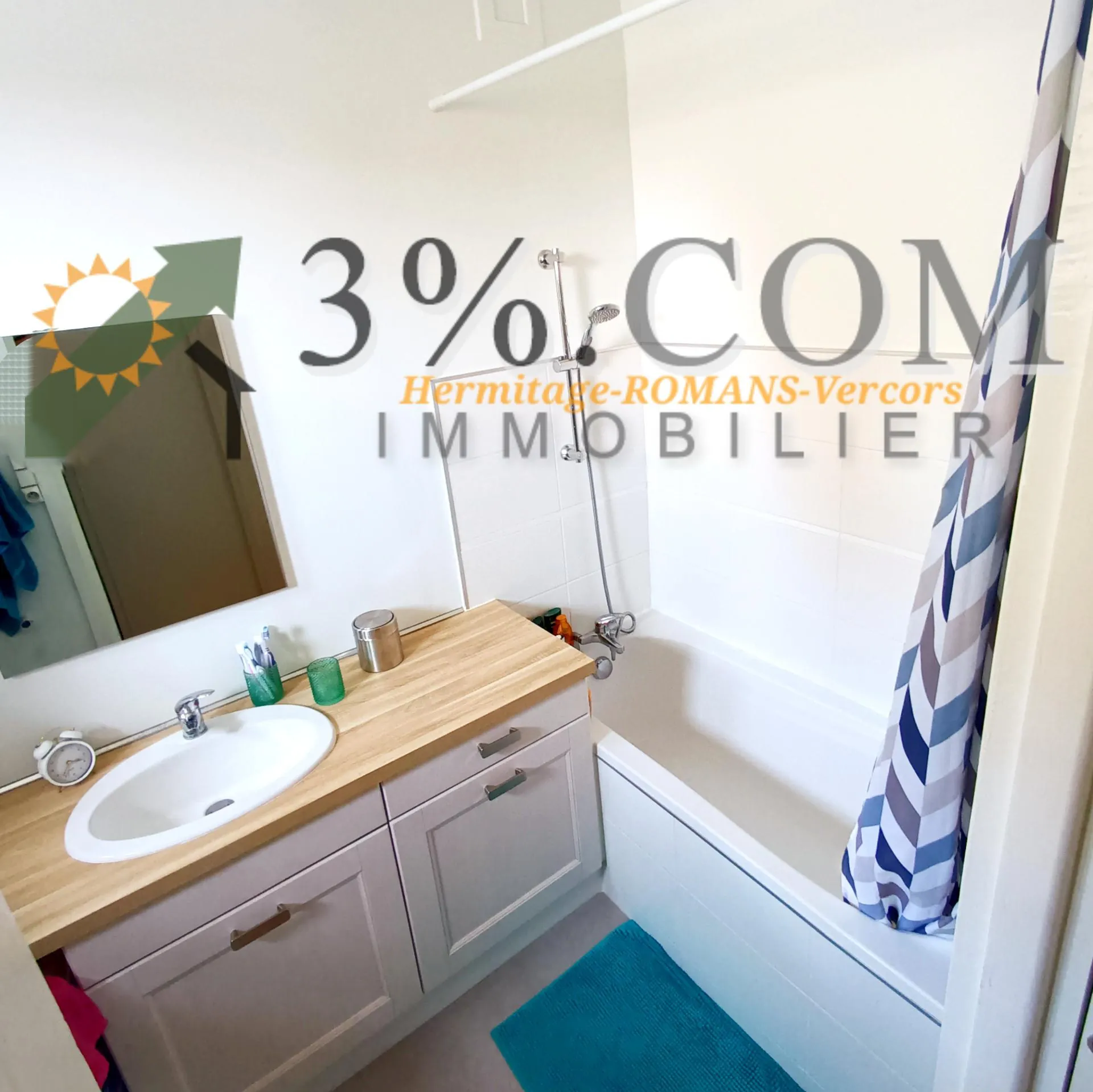 Appartement T3 de 64m² avec parking et caves en centre-ville de Bourg-de-Péage 