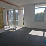 Appartement traversant T4 avec balcons, ascenseur et parking à Brest Saint-Michel