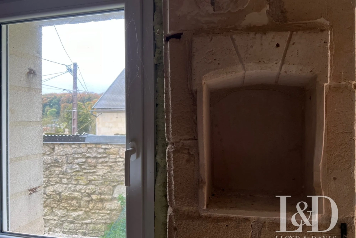 Maison en pierre à Villers-Cotterêts, rénovation à prévoir, terrain clos 150 m² 