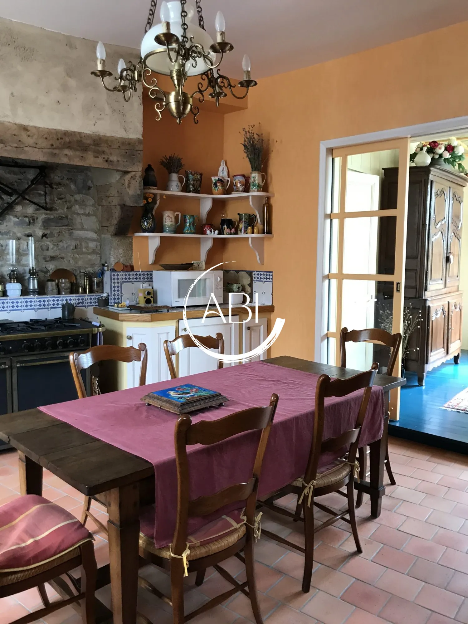 Belle maison de maître rénovée du XVIIème siècle à La Ferrière-aux-Étangs de 147 m² 