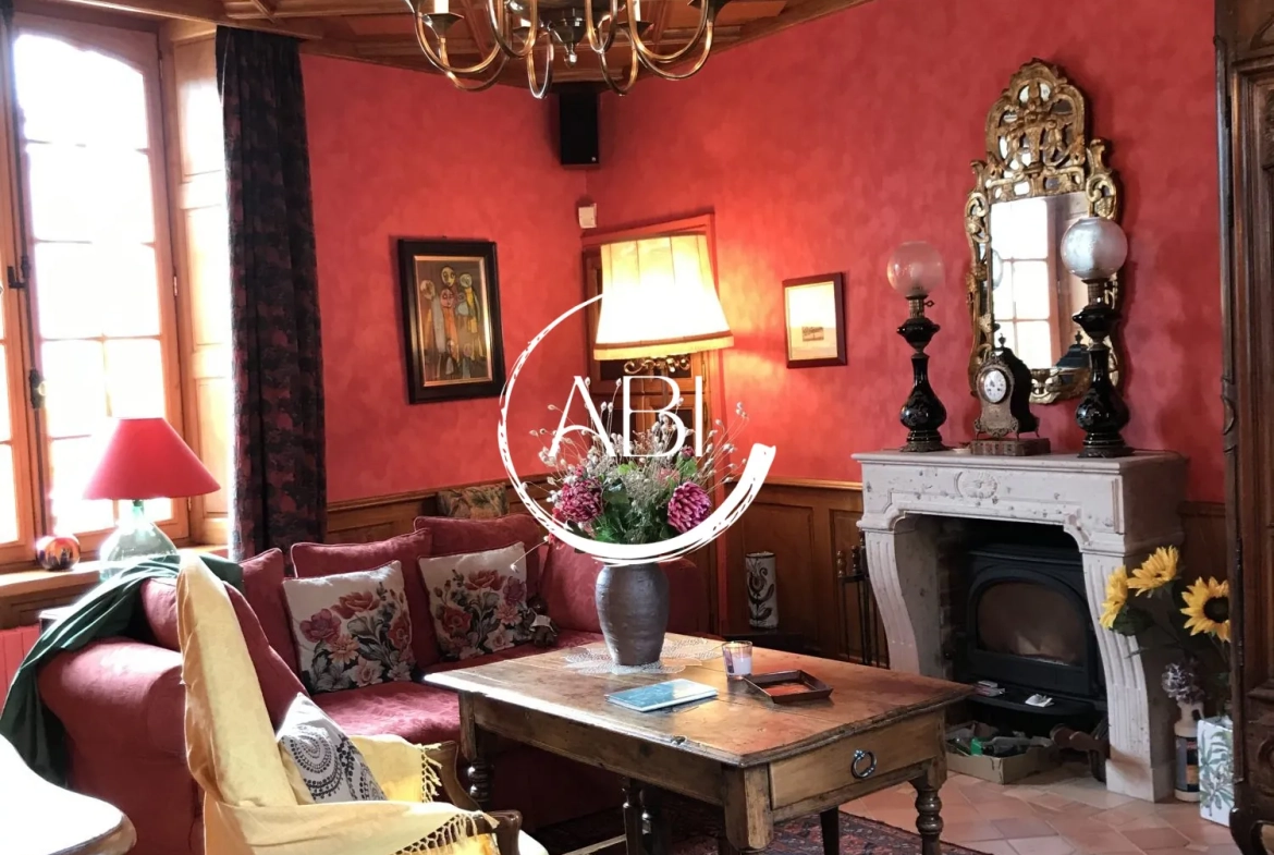 Belle maison de maître rénovée du XVIIème siècle à La Ferrière-aux-Étangs de 147 m² 