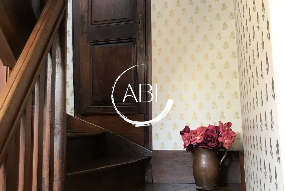 Belle maison de maître rénovée du XVIIème siècle à La Ferrière-aux-Étangs de 147 m² 