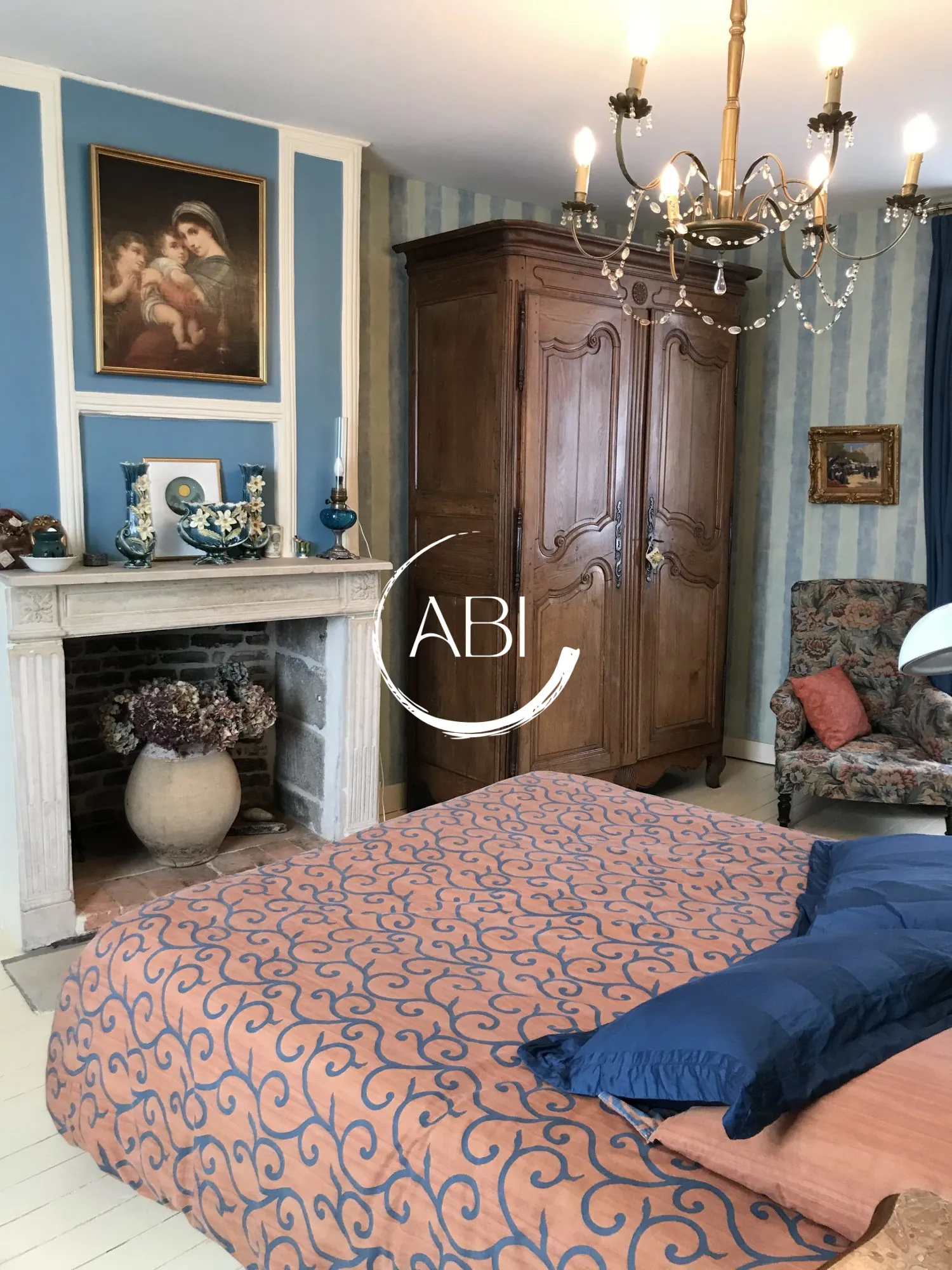 Belle maison de maître rénovée du XVIIème siècle à La Ferrière-aux-Étangs de 147 m² 