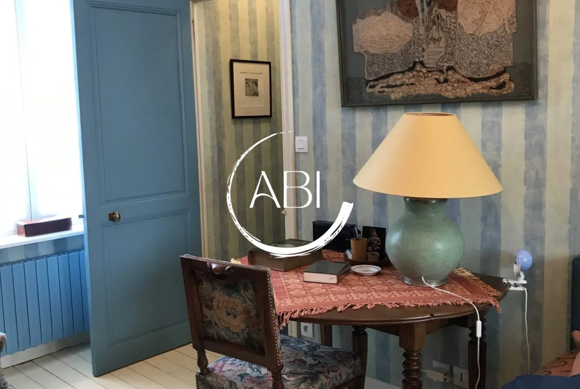 Belle maison de maître rénovée du XVIIème siècle à La Ferrière-aux-Étangs de 147 m² 