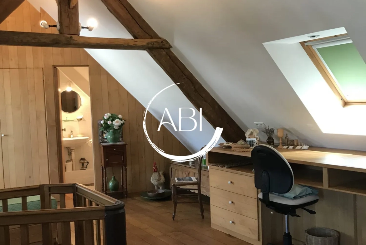 Belle maison de maître rénovée du XVIIème siècle à La Ferrière-aux-Étangs de 147 m² 