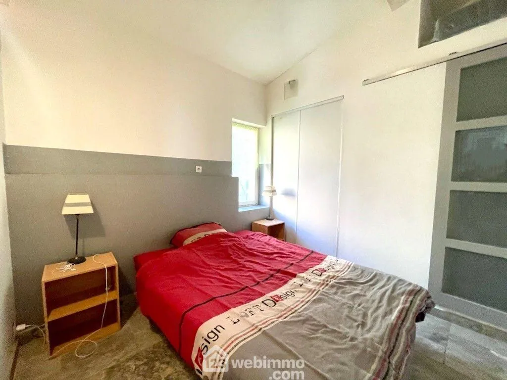 Charmant appartement de 38m² en centre historique de Draguignan avec mezzanine et parking 