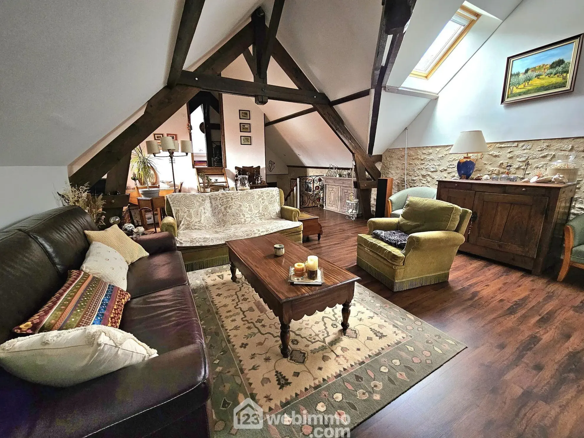 Charmante maison de village de 97 m² avec terrasse à Saint-Pierre-lès-Nemours 