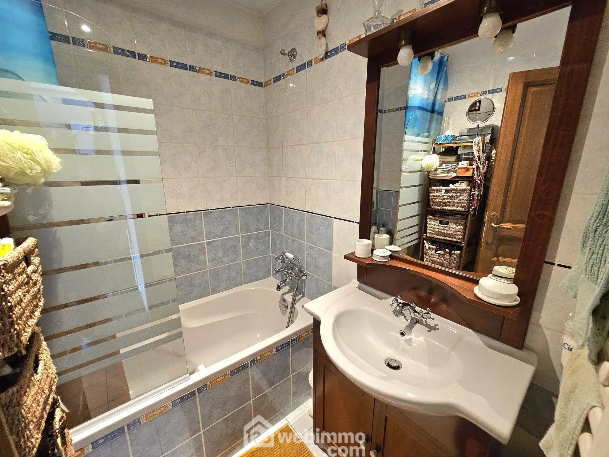 Charmante maison de village de 97 m² avec terrasse à Saint-Pierre-lès-Nemours 