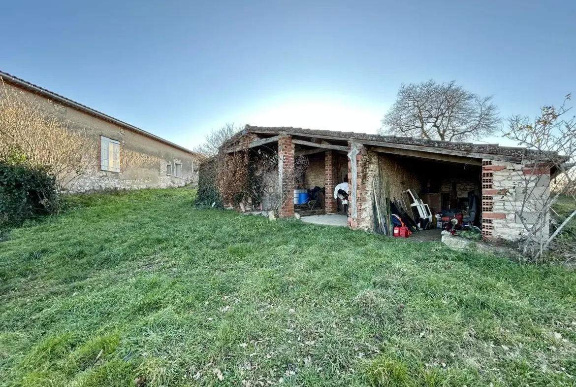 Ancien corps de ferme avec dépendances à Albi, revenus locatifs et projets futurs 