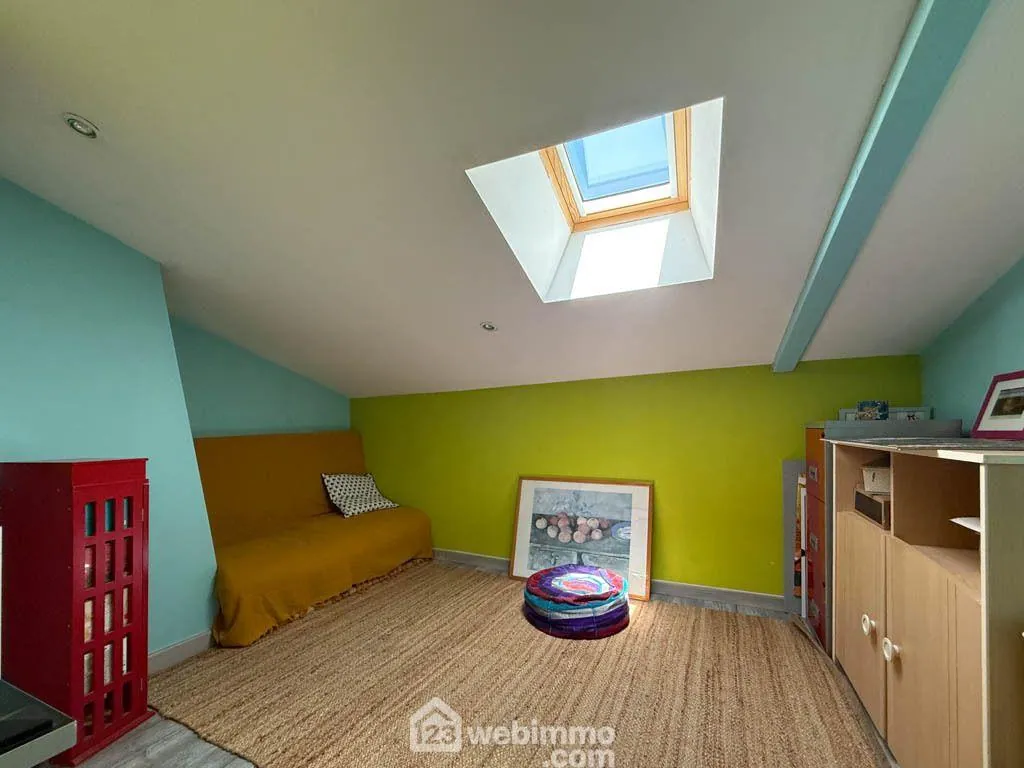 Longère authentique avec potentiel à Pouzauges - 205 m² 