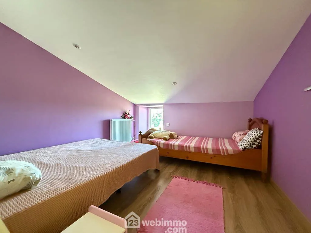 Longère authentique avec potentiel à Pouzauges - 205 m² 