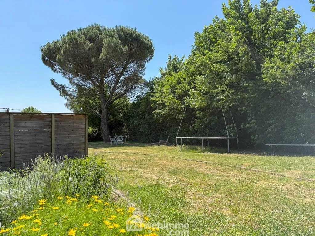 Longère authentique avec potentiel à Pouzauges - 205 m² 