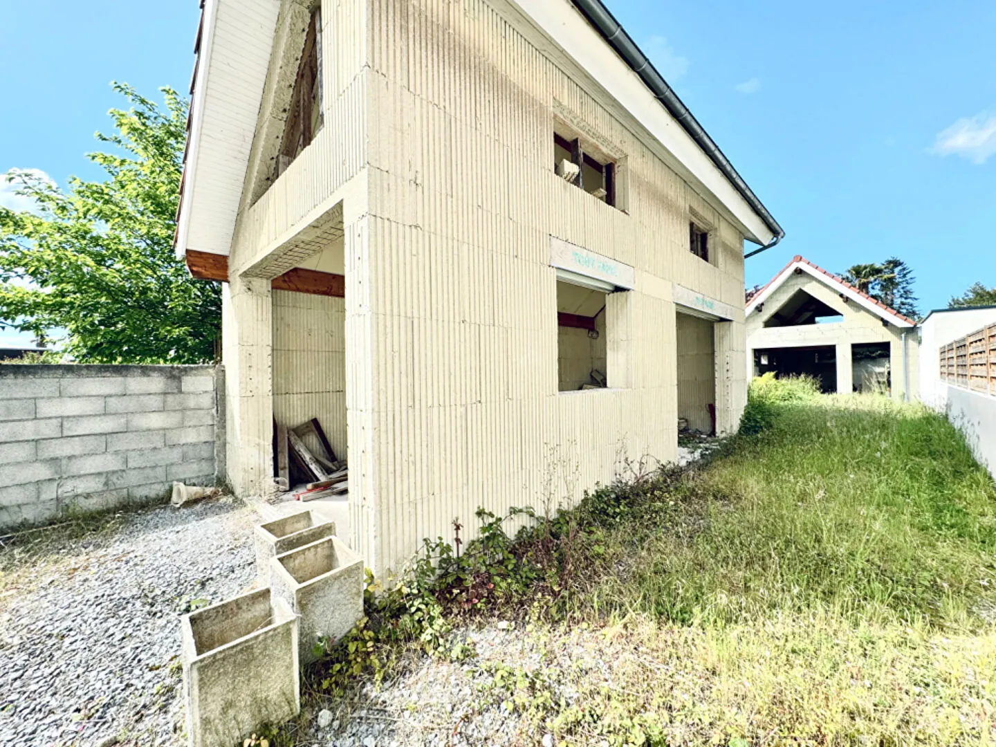 Maison à Lons de 110 m² avec dépendance et jardin de 300 m², idéale pour famille ou profession libérale 