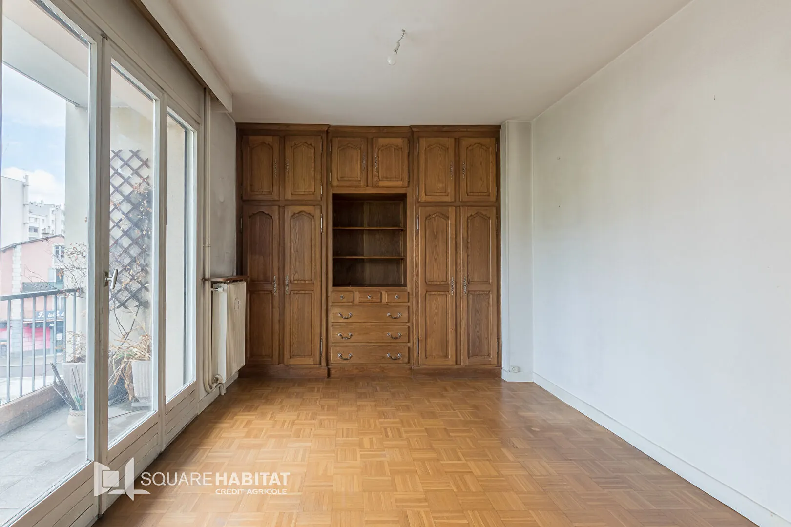 Appartement T4 à vendre à Gap avec vue et balcon, à rénover 