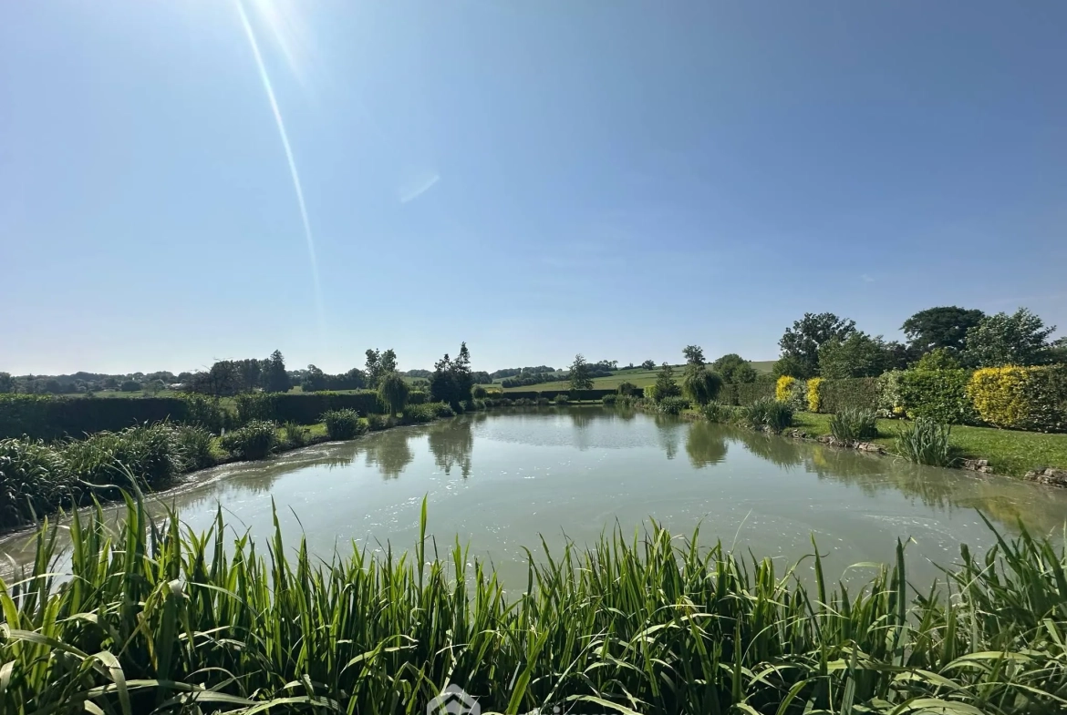 Terrain de 9231 m² avec étang et chalet à Houry – Cadre naturel exceptionnel 