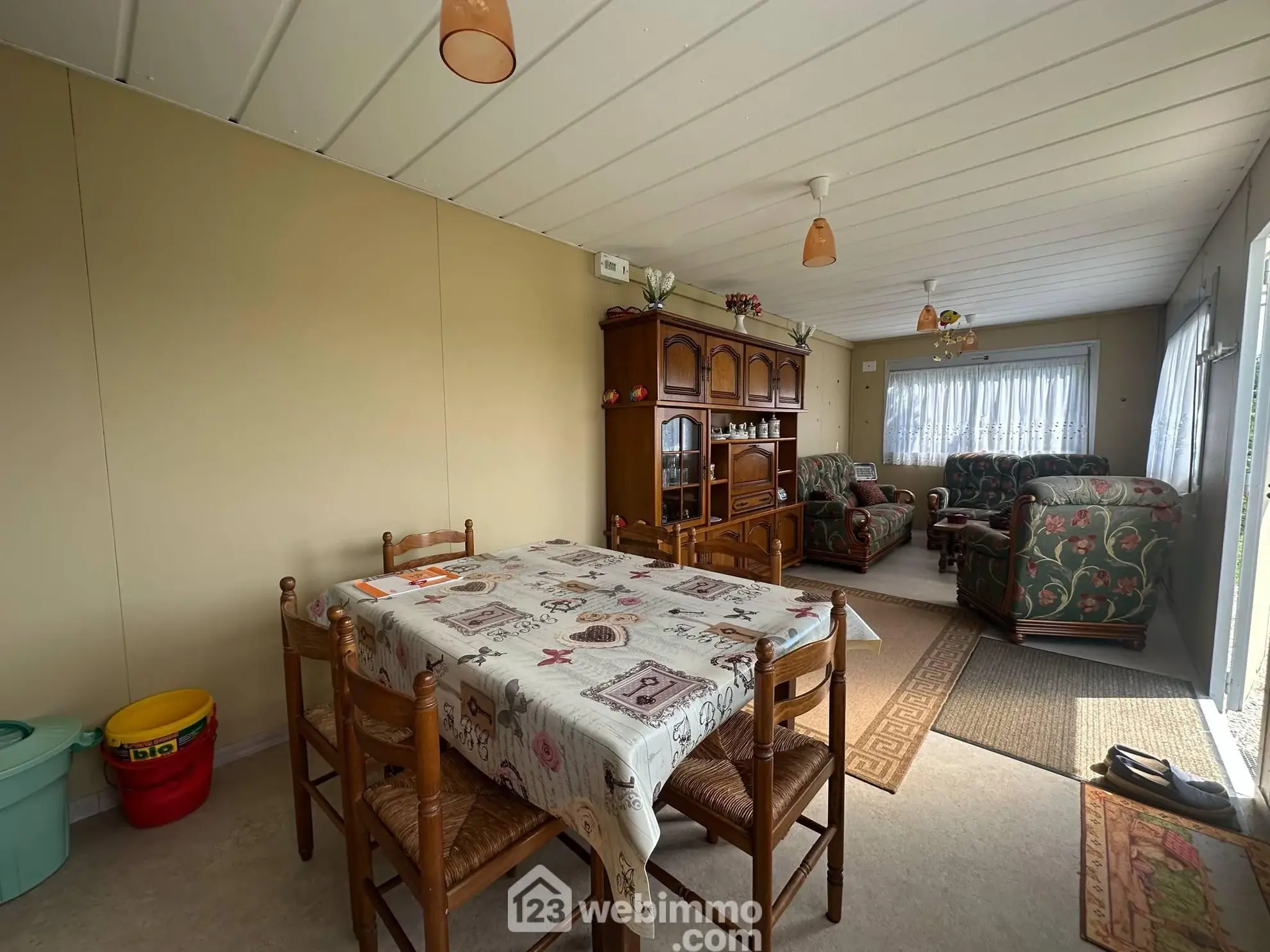 Terrain de 9231 m² avec étang et chalet à Houry – Cadre naturel exceptionnel 