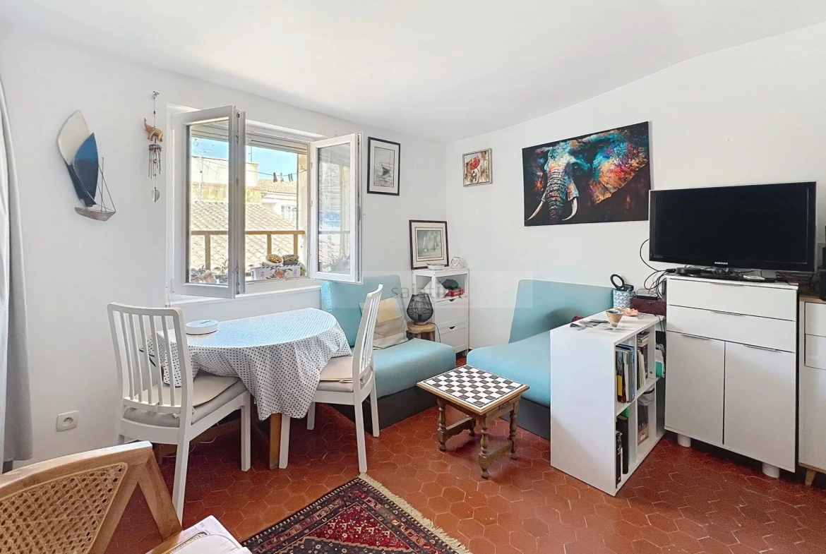 Studio lumineux de 19 m² à La Seyne-sur-Mer, idéal pour investissement ou résidence principale 