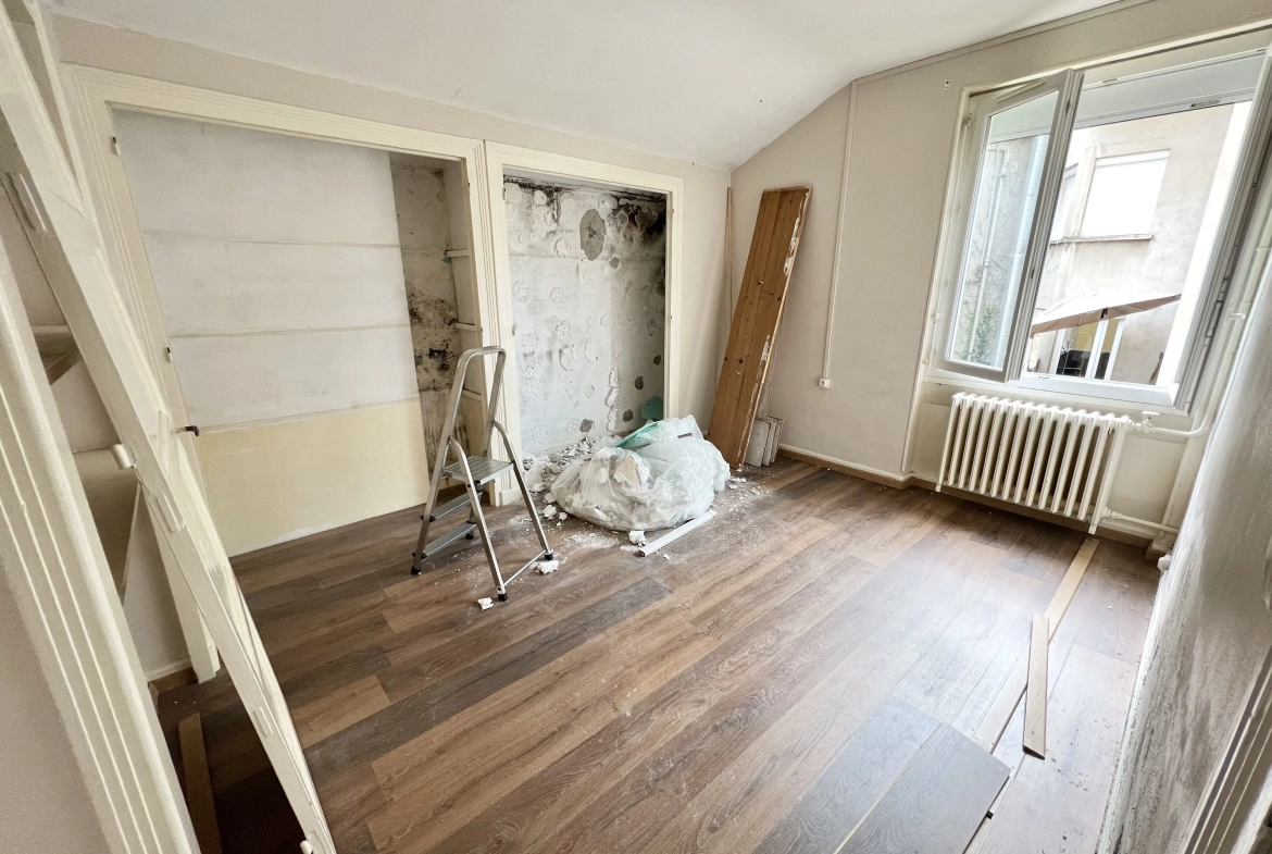 Appartement à rénover à Digoin – Opportunité d'investissement immobilier à 35 000 € 