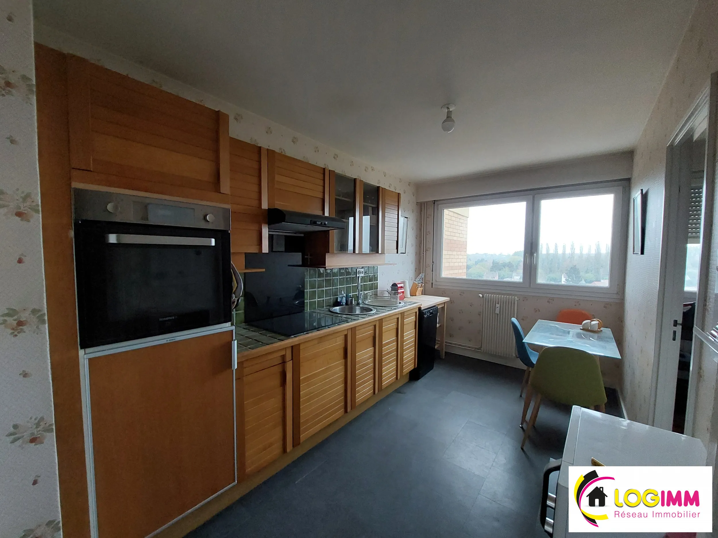 Appartement lumineux meublé à Marly avec cave et ascenseur 
