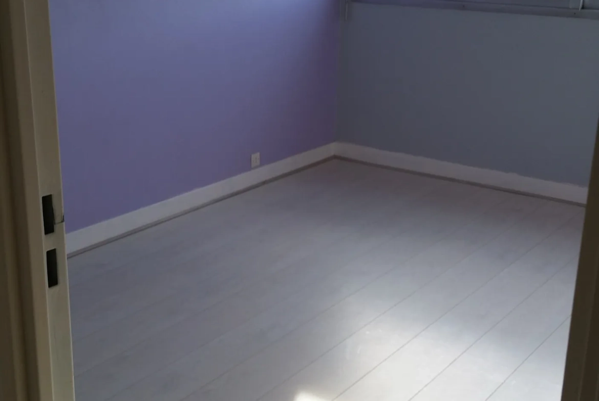 Appartement avec balcon, cave et ascenseur à Montluçon - 71 m² 