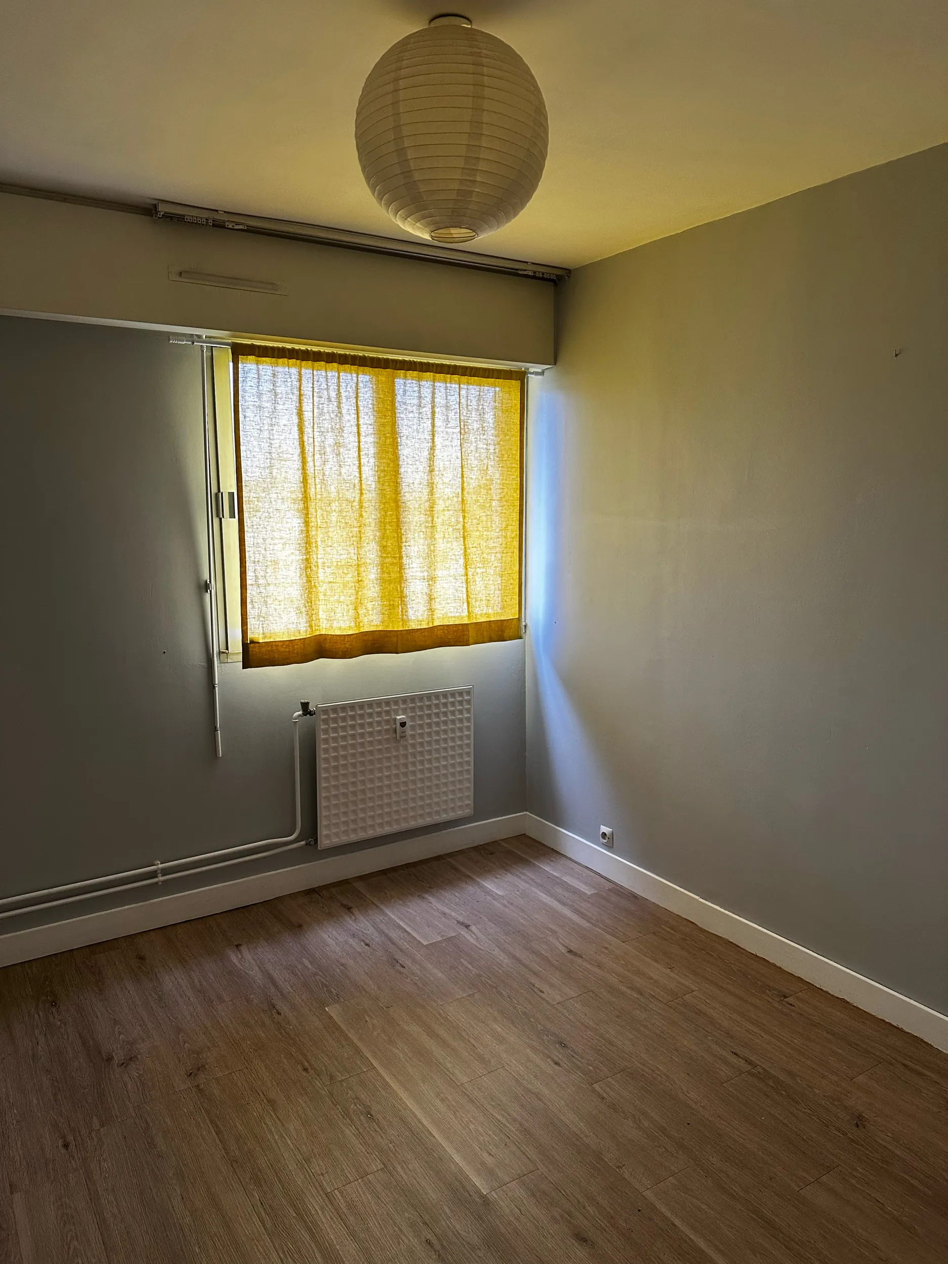 Appartement avec balcon, cave et ascenseur à Montluçon - 71 m² 