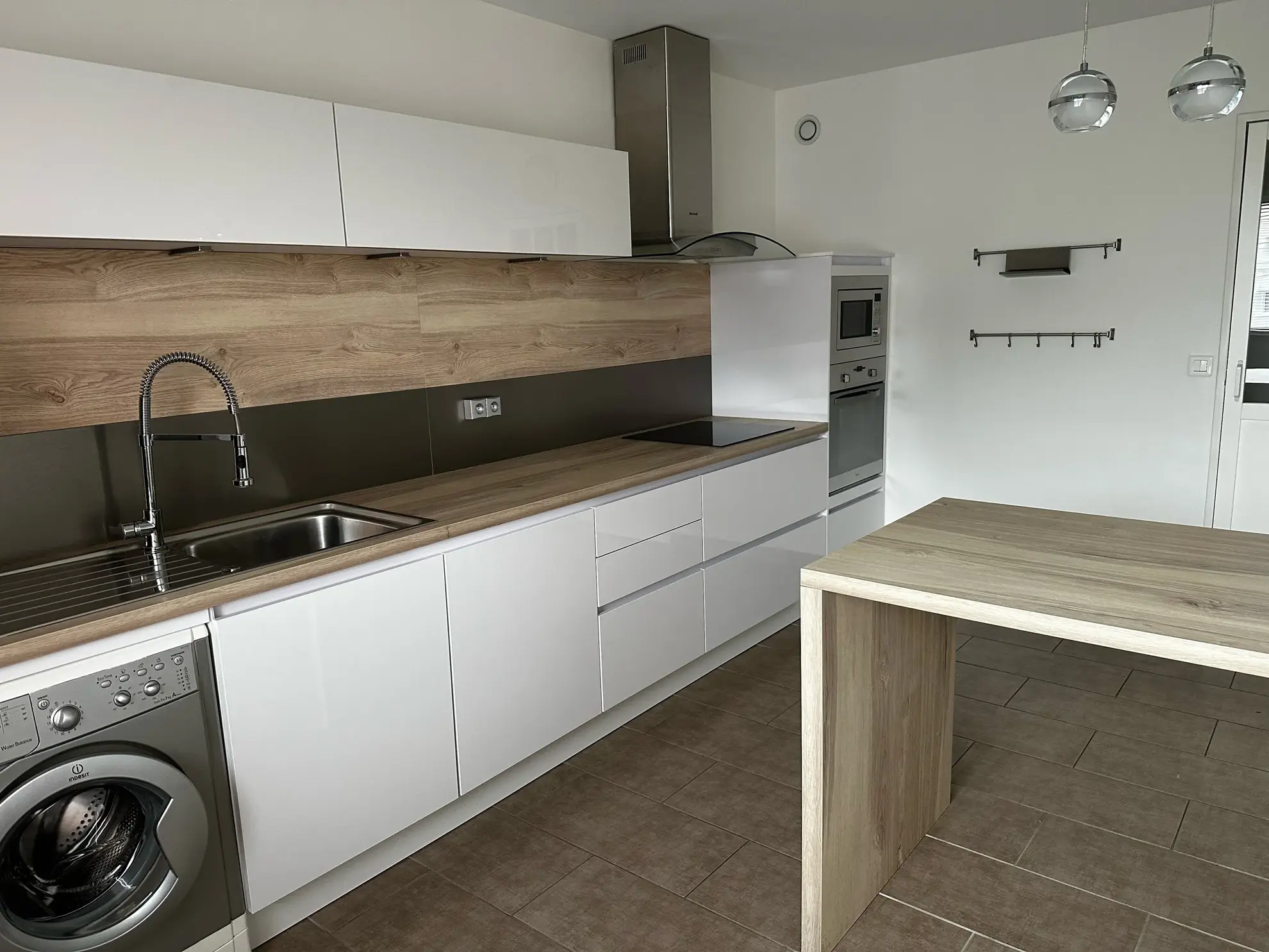 Appartement avec balcon, cave et ascenseur à Montluçon - 71 m² 