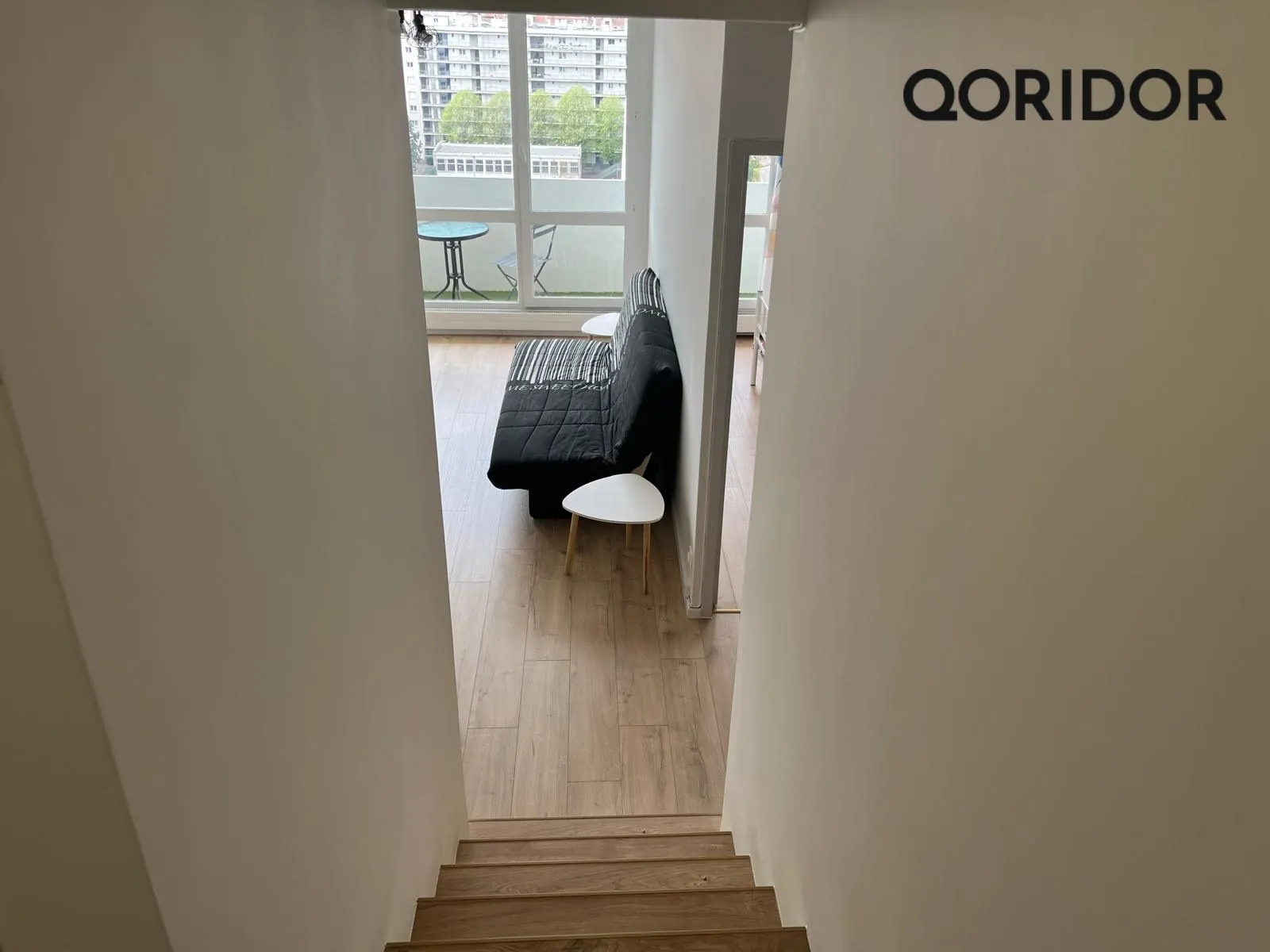 Triplex Meublé avec Vue Panoramique sur Lyon à Villeurbanne 
