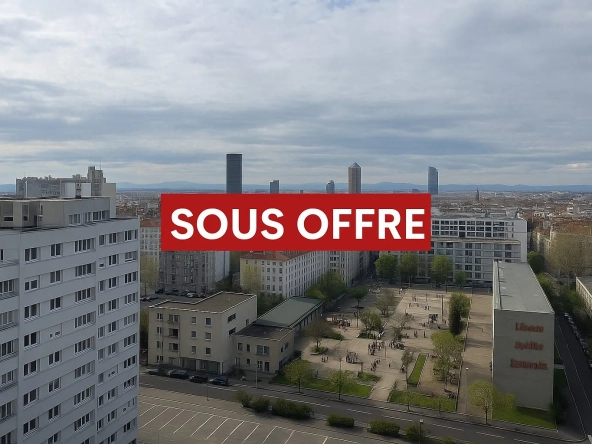 Triplex Meublé avec Vue Panoramique sur Lyon à Villeurbanne