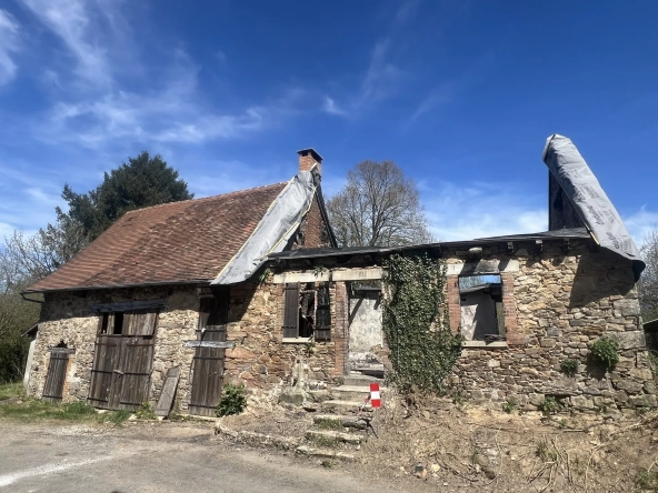 Grange à Meuzac avec garage et terrain de 5851 m² à 30 minutes de Limoges