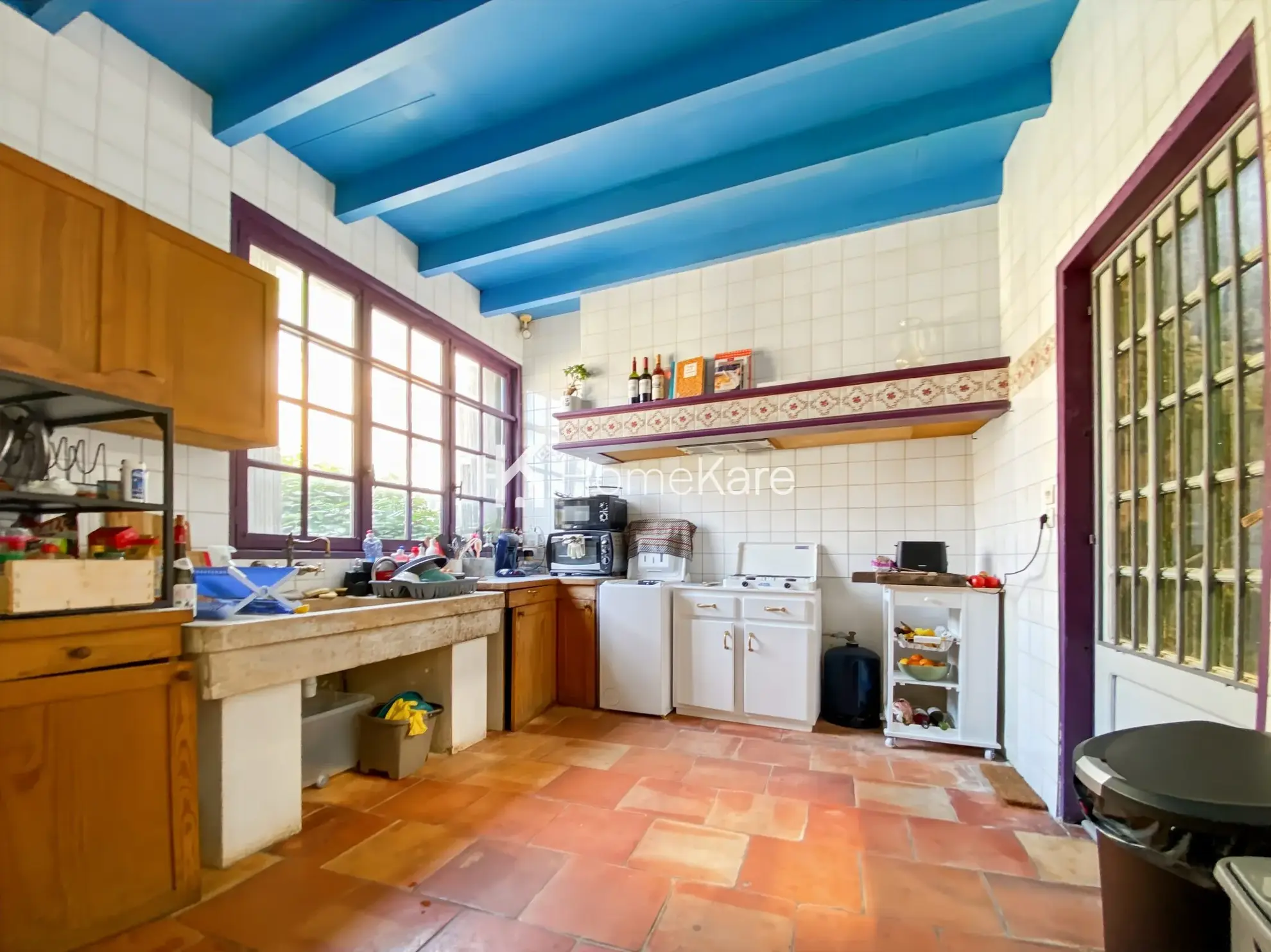 Charmante maison en pierre de 210 m² avec jardin et parking à Langoiran 