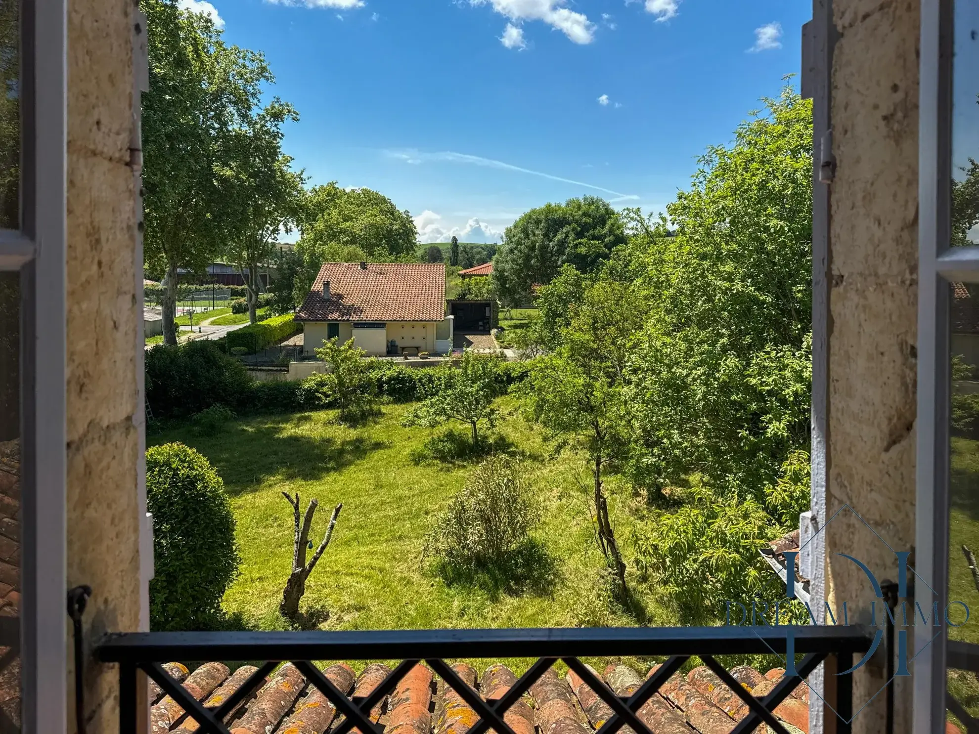 Maison gasconne à proximité d'Auch, parfaite pour chambres d'hôtes ou résidence principale 