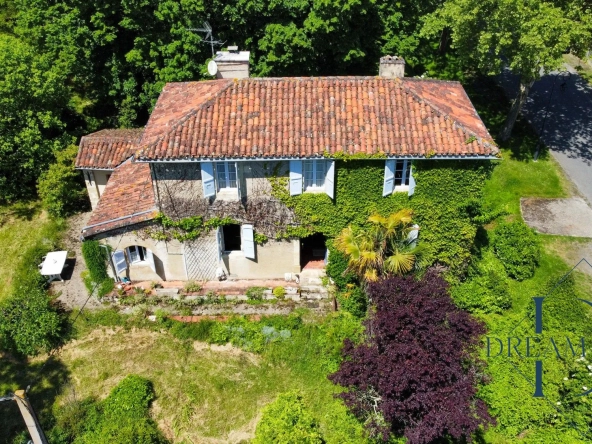 Maison gasconne à proximité d'Auch, parfaite pour chambres d'hôtes ou résidence principale