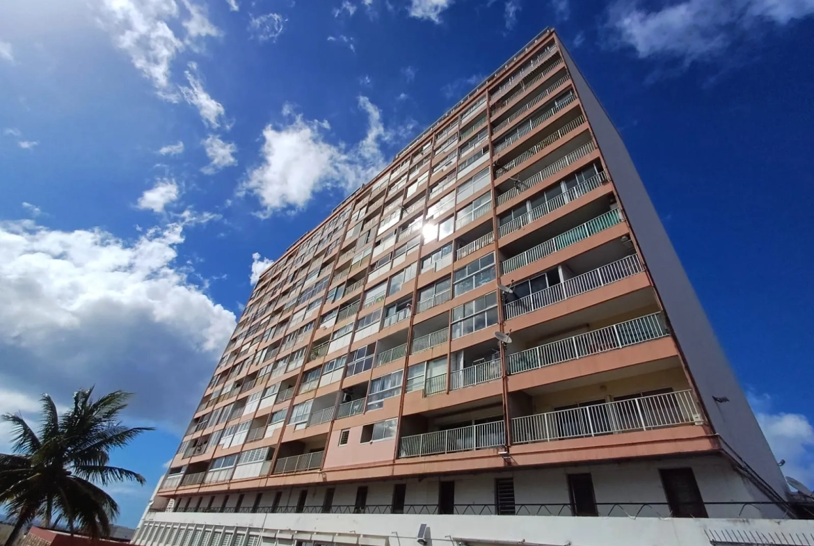 Appartement duplex avec vue mer à Fort-de-France dans le quartier de Bellevue 