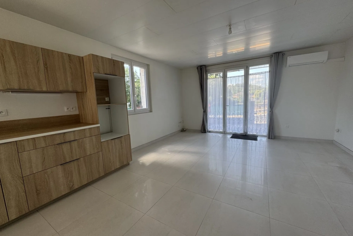 Maison T2 à vendre à Tourves – idéalement située et prête à emménager 