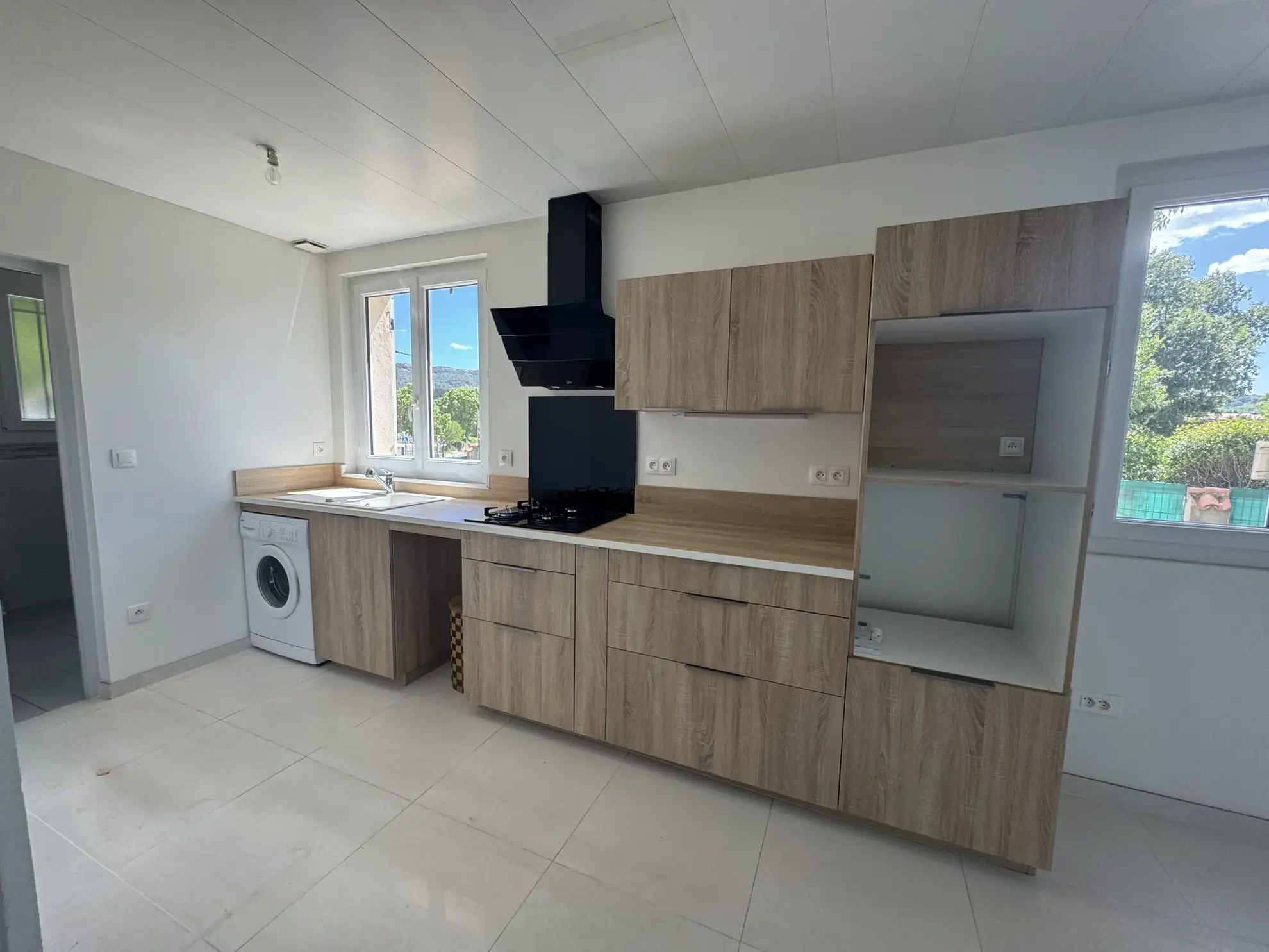 Maison T2 à vendre à Tourves – idéalement située et prête à emménager 